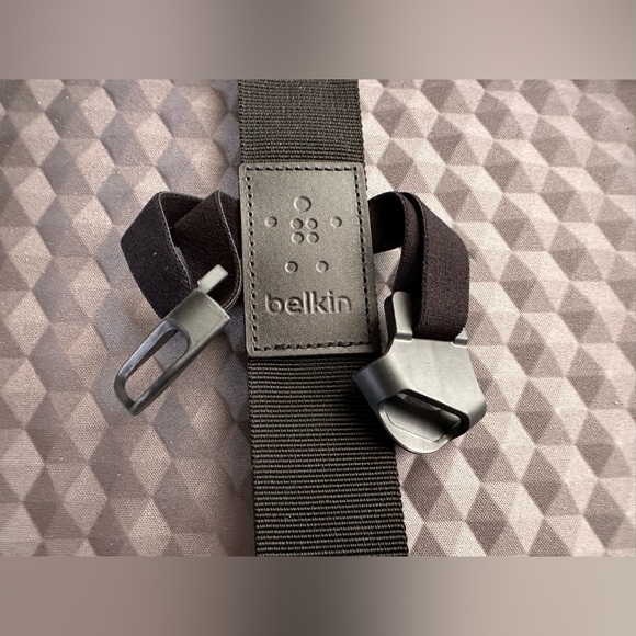 Belkin Air Black Protect Laptop Sleeve Case Protector - 11" Laptops Chromebooks - Picture 11 of 16